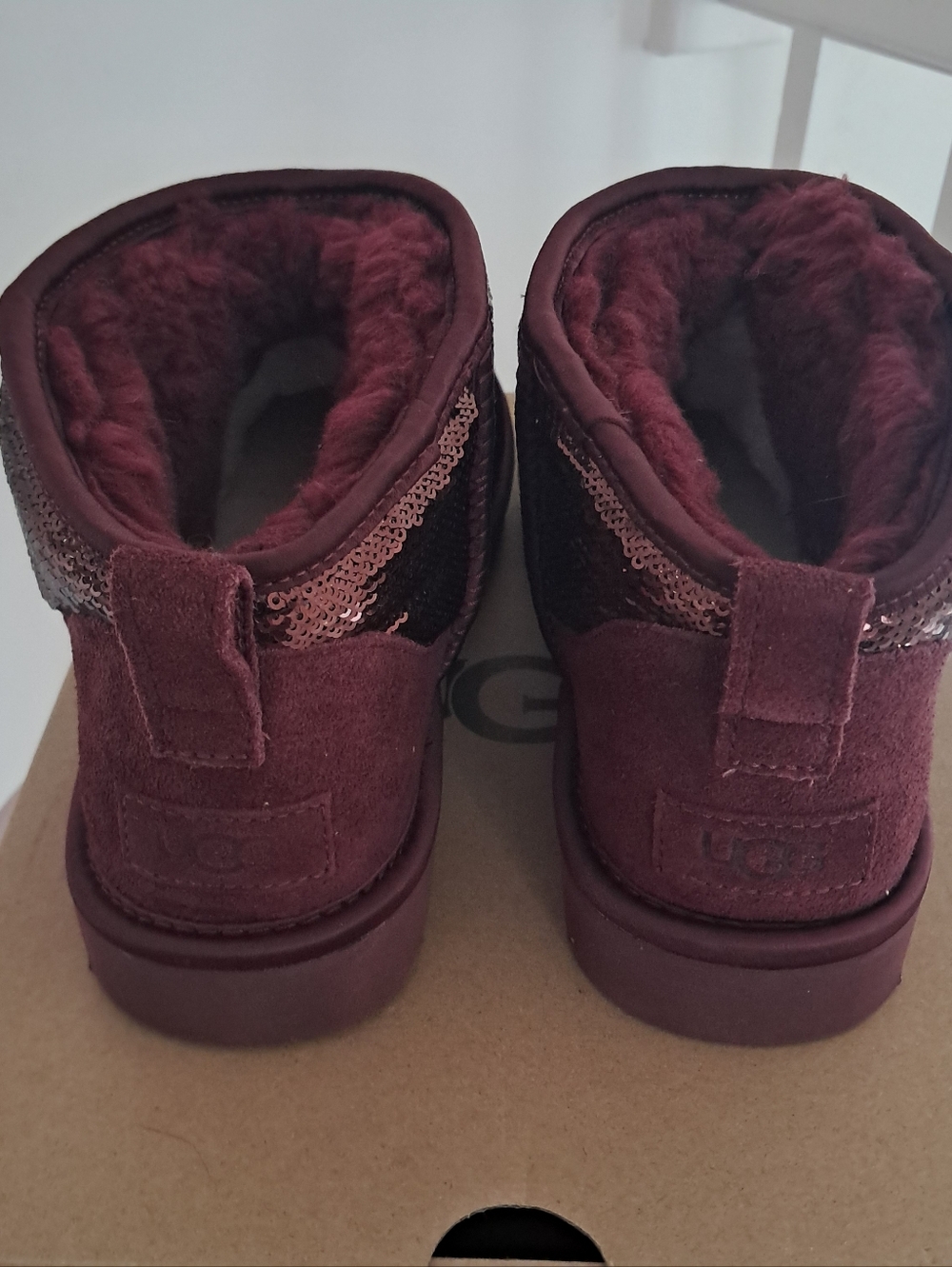 UGG Boots Women's 8 Classic Ultra Mini Mirror Ball Wild Grape Sequins Cozy - Picture 3 of 5